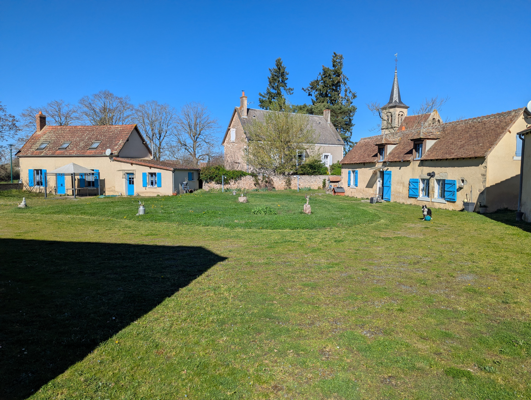 Domaine de caractère au coeur du Berry charme, nature et sé