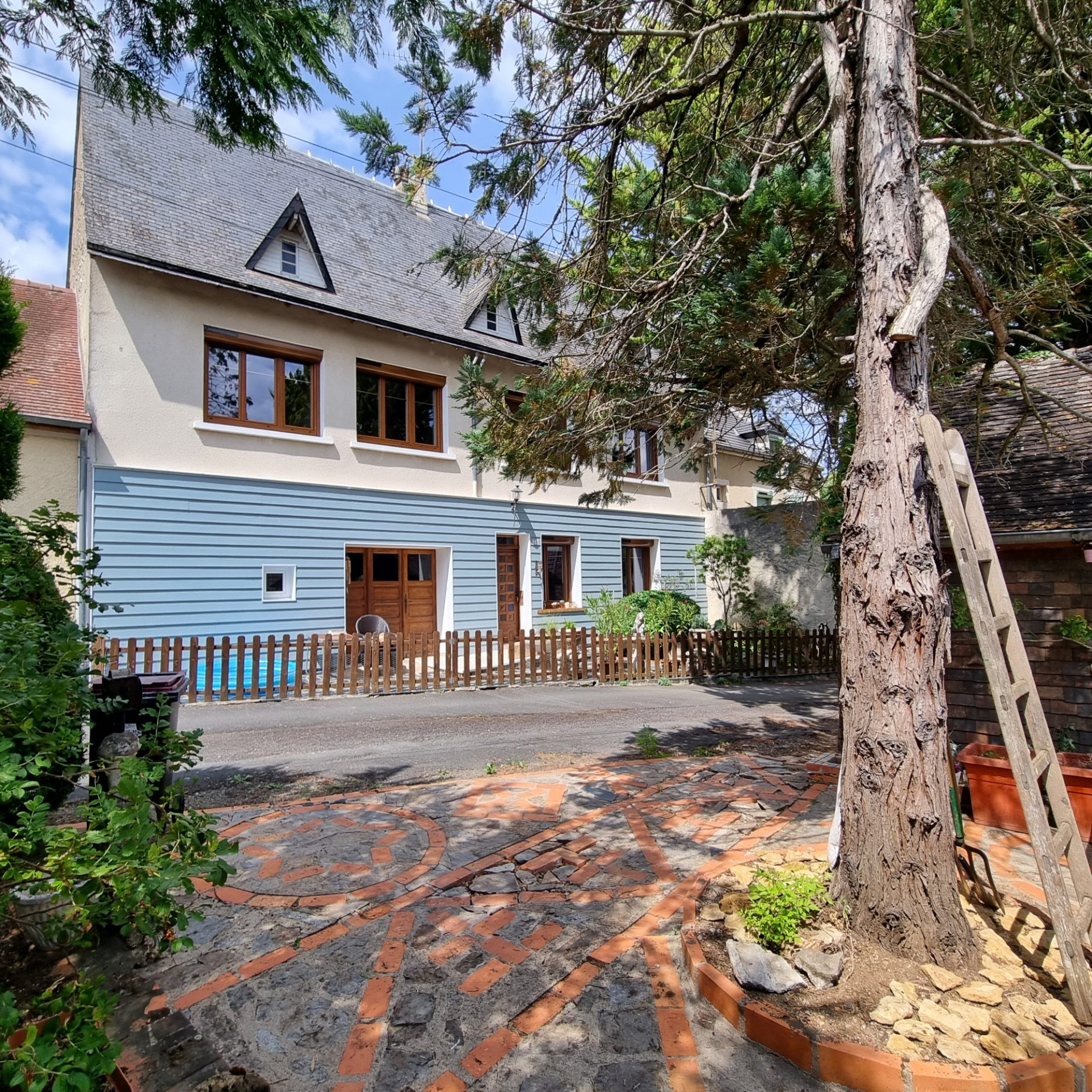 Maison de ville avec jardin !