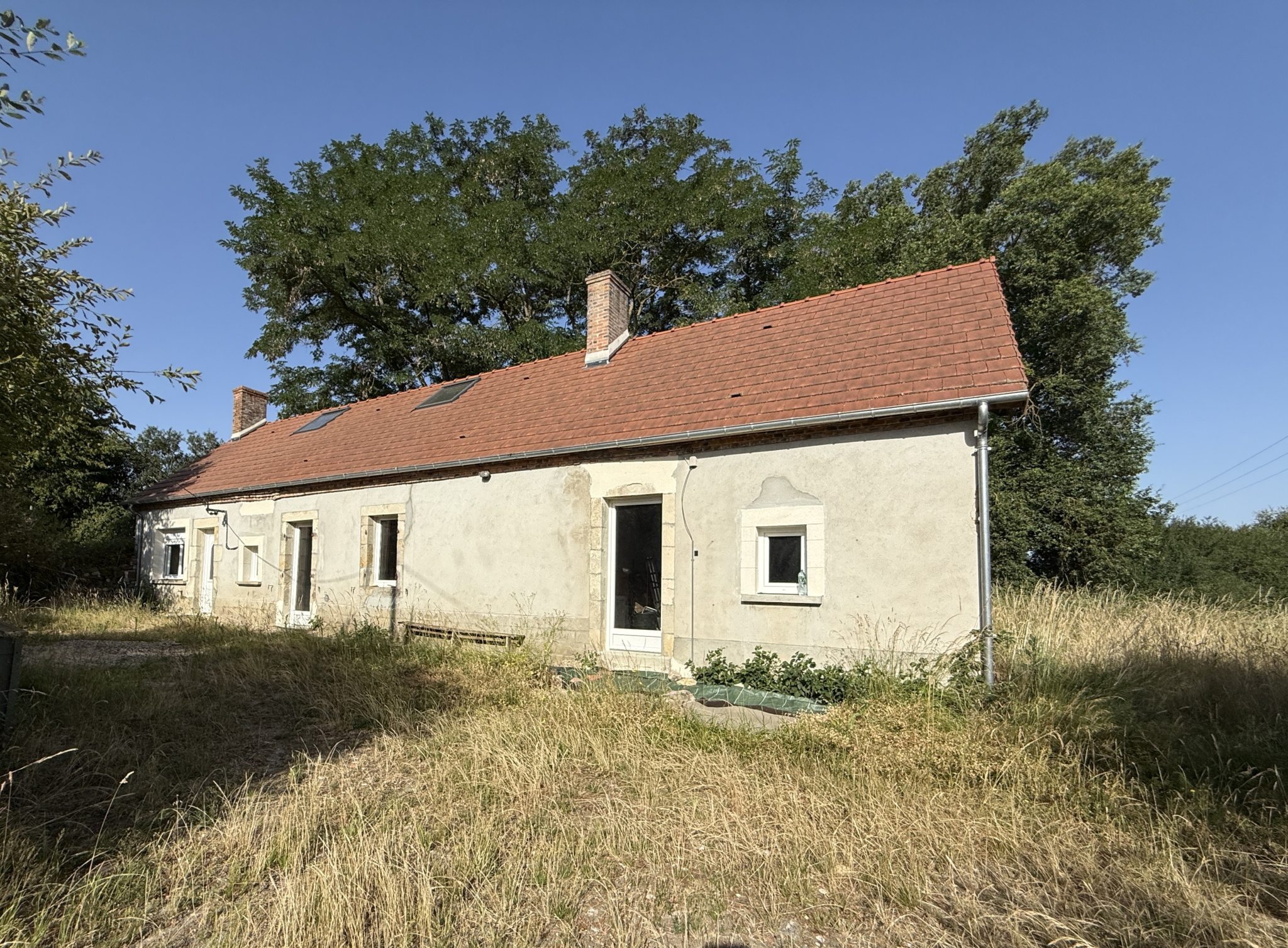 Maison de campagne sur 14 hectares à 280m du 1er voisin !