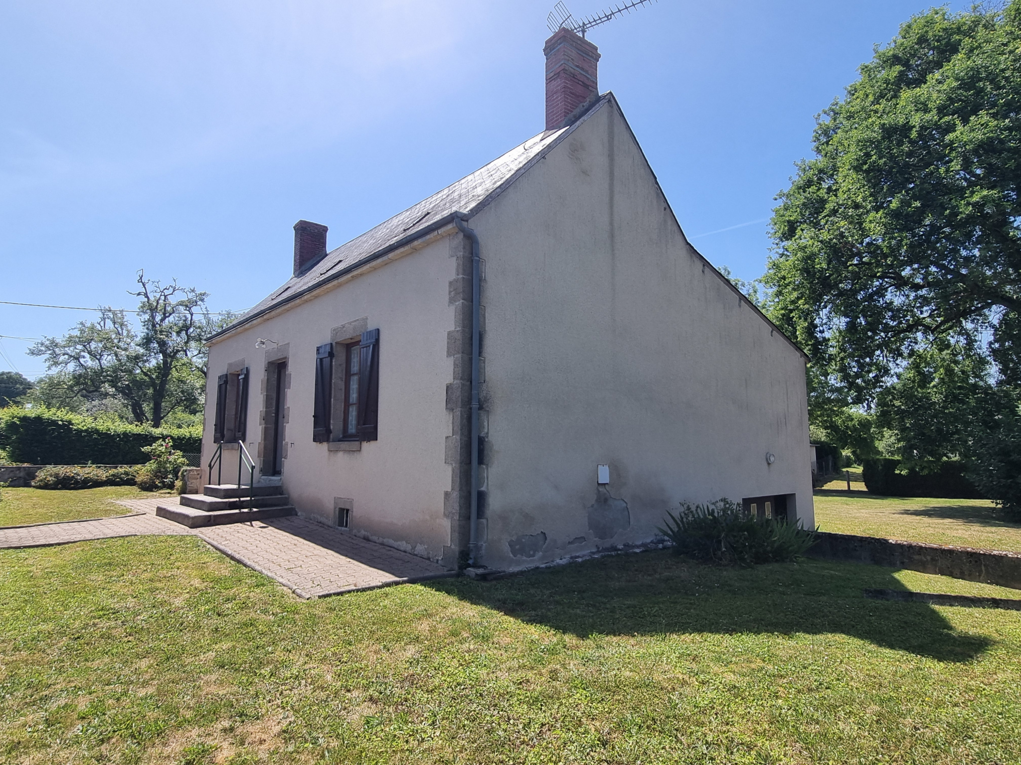 Maison de campagne sur 9 778 m2 de terrain !