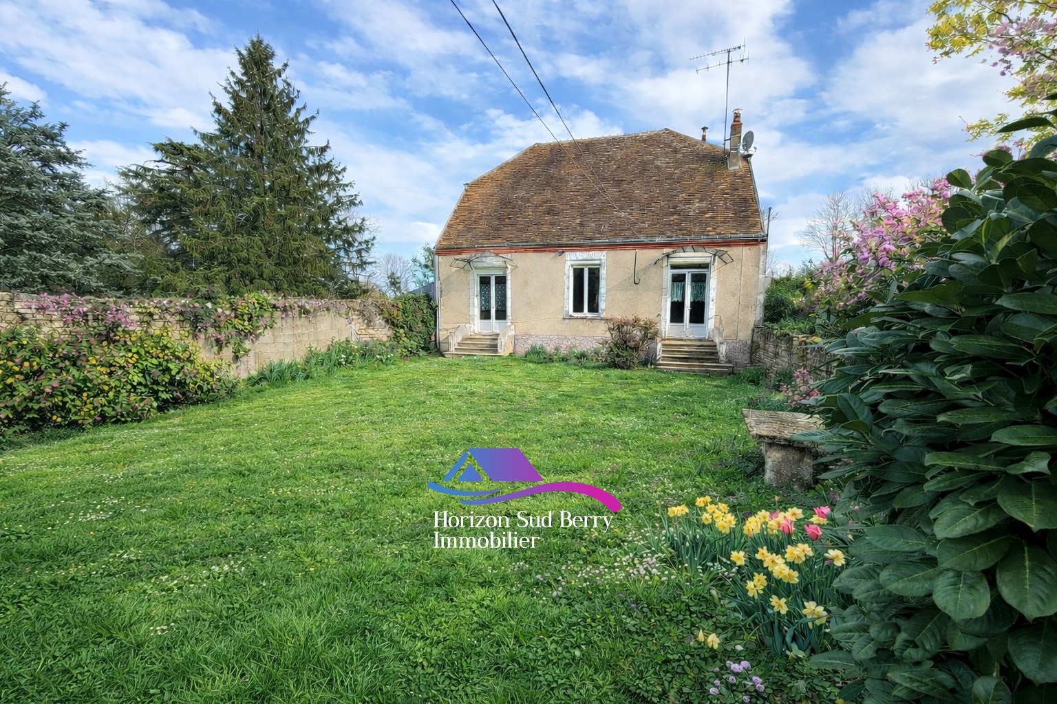 Charmante maison avec jardin et dépendances Beau potentiel